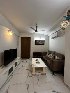 Happy Homz Stay, Entire Serene Apartment in the Heart of Gurgaon - 0