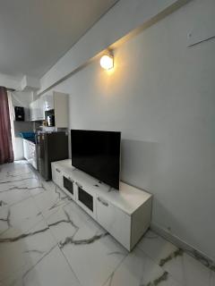 Happy Homz Stay, Entire Serene Apartment in the Heart of Gurgaon - 5