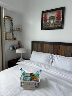 The Mandaluxe comfort with skyline view 45th floor - 1