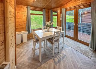 Pant Wilkin Lodges And Equestrian Centre - 2