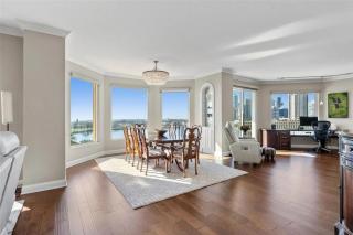 Sophisticated Vinoy Living - 5