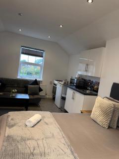 Cosy countryside stay- Waters Upton, Telford - 9