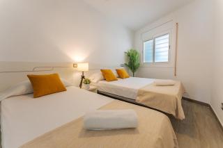 Beachfront Apartment with Sea View AC WiFi - Cambrils "Apt 208" - 4
