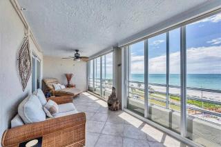 Beachfront Three Bedroom Condo with Ocean Views - 1