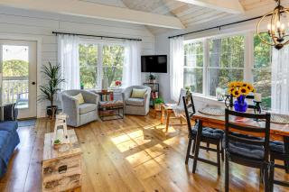 Sunny Stockton Springs Home Less Than 1 Mi to Beach! - 8