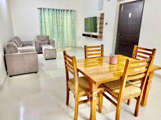 Elegant 2BHK Mee Homes Serviced Residence Comfort & Luxury Combined - 2