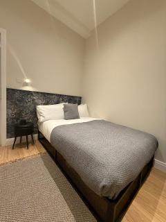 London Little Gem - 1