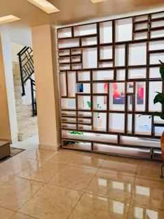 Luxurious 3 Bedroom Apartment - 6