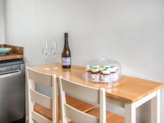 Bullions Farm Cottage - 1