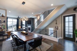 CLose to DT Speakeasy Poker City Views - 2