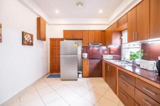 Villa 53 Wongamat 4BR, 300M from The beach - 4