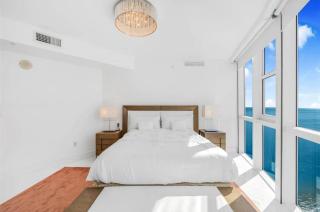 Ultra-modern Ocean View Penthouse - 8