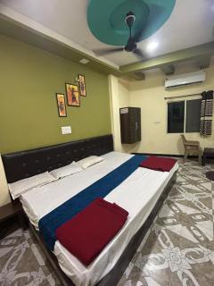 Hotel Priyanshi Palace - 4