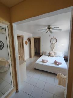 Natura Escapade Guesthouse - 4