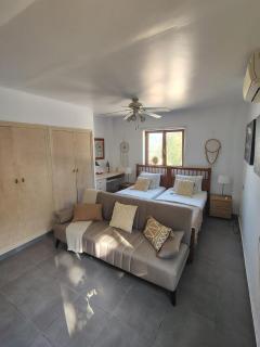 Natura Escapade Guesthouse - 2