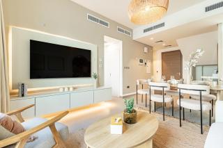 Amazing Townhouse - Yas Island - 5 min to Formula 1, Ferrari World, Warner Bros, Sea World - Designer's Choice - 2