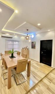 trois chambres et salon avec balcon à Porto Novo - 6