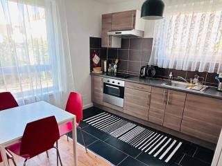 Charmant Studio proche tramway - 0