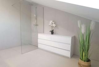 Modernes Haus in der Nähe des Flüghafens mit WLAN,Parkplatz,Terrasse - 2