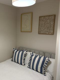 Beautiful Cosy Yorkshire Home - Newly Refurbished - 3