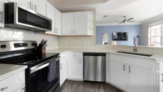 Landing Apartments Jacksonville - Windy Hill - 2