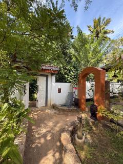 Ahangama Village Home Stay - 3