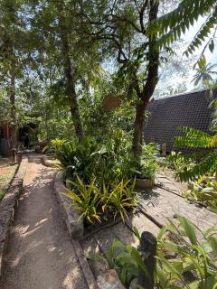 Ahangama Village Home Stay - 2