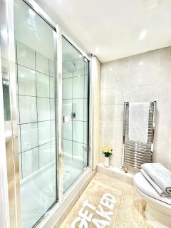 Luxury Family Apartment In London - 8