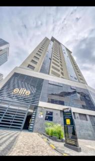 Modern Luxury 1BR - 9