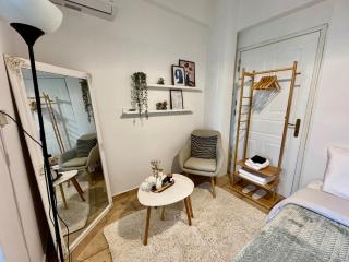 The Nest - Cozy Stay in Arcadia - 6