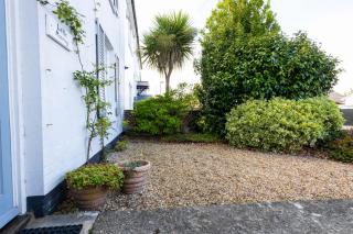 Little Mooring - Burton - 8