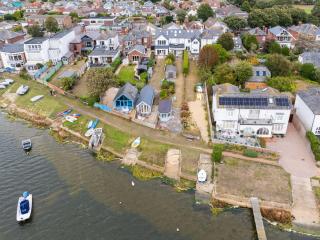 Little Mooring - Burton - 6