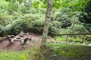 Hemlock Hideaway - 8