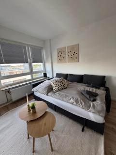 Zentrale helle 2-Zimmer Wohnung mit modernem Flair - 2