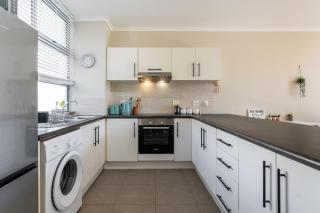 Melrose Tide 1 Bed Spacious Apartment - 8