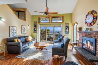 Large Lk Washington View Family Home - 9