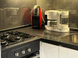 Studio with Private Entrance and Air Conditioning - 2