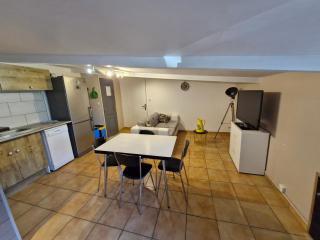 Gîte 2 Personnes- Rénové - Plage à 5 min - Parking Gratuit - 2