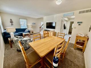 King charles avenue 404 #4 - 5