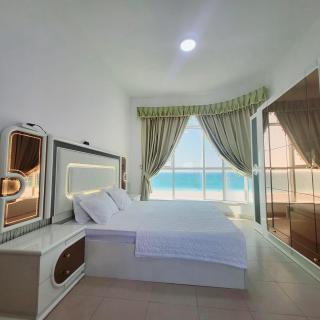 Beachfront Holiday Homes - 6