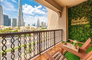 Theatre Room - Pool Access - Central 2br Apartment - 8