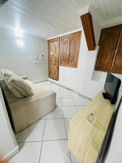 Charmosa Casa Histórica Localizada no Centro de Diamantina - 2