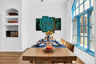 Modern King 2BR-2BA Legacy Villa near Main Pool - 9