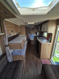 Luxury Caravan - 2