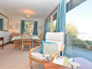 3 Bed in Polruan PC052 - 7