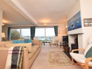 3 Bed in Polruan PC052 - 3