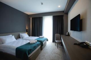 The West Inn-Georgia Hotel - 2