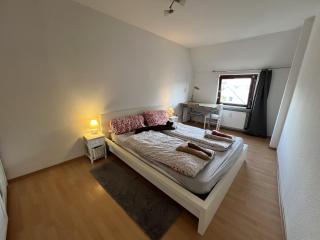Familienfreundliche 3-Zimmer-Wohnung mit Balkon & Self-Check-in - 3