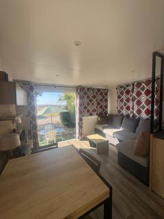 SERENITY 565 au Lac Des Rêves-camping 4 étoiles-mobil home 3ch-6pl-clim-sdb- wc séparé-au calme, belle vue sur le lac, sans vis à vis - 1