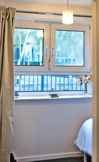 Stylish Stratford London E15 Stay Sleeps 4 Near Tube and City - 6